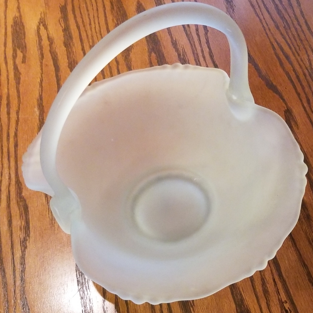Tiara frosted glass basket 12" top of handle
